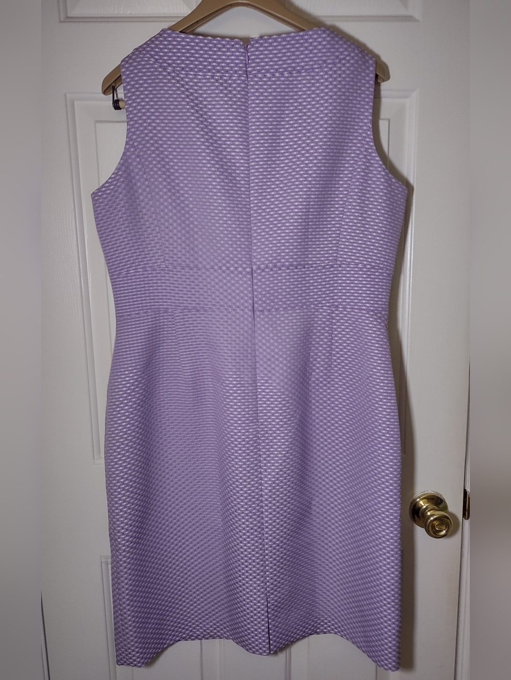Tahari Lavender Textured Vintage Inspired Sleeveless Sheath Dress - Picture 2 of 9
